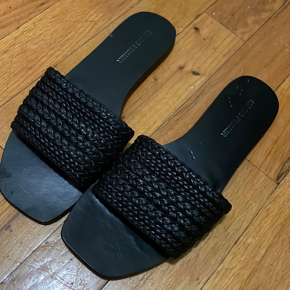 MARC FISHER Black braided sandals